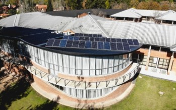 La Universidad de San Andrés incorporó un sistema de energía solar para abastecer a la escuela de Diseño