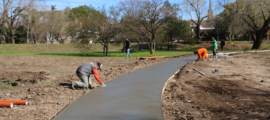 El Municipio de San Isidro construye bicisendas en el futuro Parque Público del Puerto