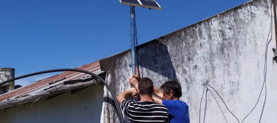 Se instalaron paneles solares en las islas de Campana