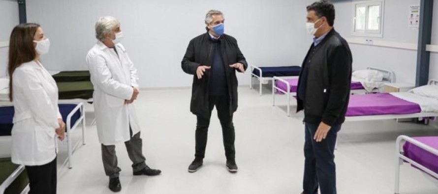 Vicente López: Jorge Macri y Alberto Fernández recorrieron obras finalizadas de Hospital de Campaña en un polideportivo