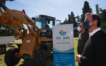 Ambiente otorgó maquinaria para mejorar la higiene urbana y la gestión de residuos de Escobar