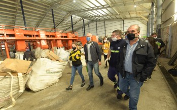 Funcionarios de San Fernando visitaron la planta EcoPunto de Avellaneda y compartieron experiencias