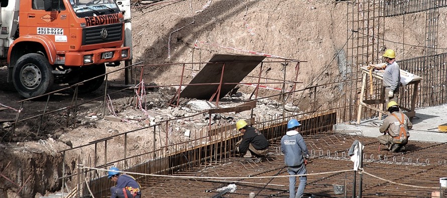 La provincia avanza en acuerdos con el BID para obras en la cuenca del Reconquista