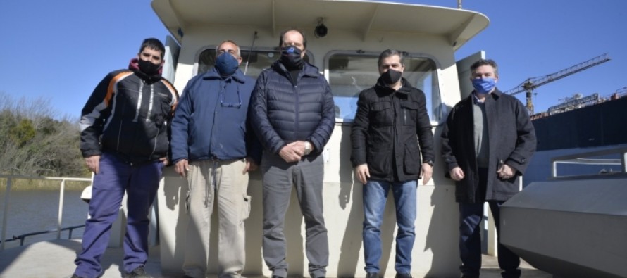 Se reparó un pontón que permitirá el mantenimiento de las vías fluviales en el Delta