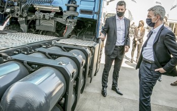 Meoni visitó una planta en Pacheco y prometió apoyo a las empresas que avancen en la modificación de la matriz energética