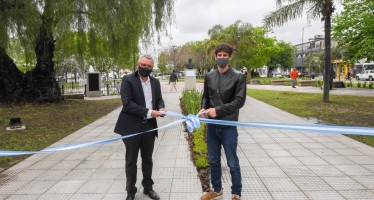 Juan Andreotti y Julio Zamora inauguraron las Plazas Carlos Pellegrini y Luis Castellari en la zona del Canal