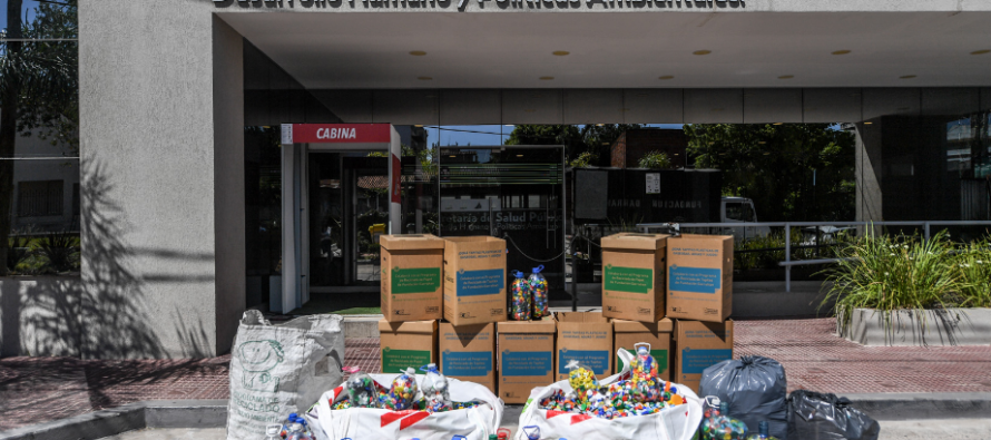 Eco Sanfer recicló 400 kilos de papel y tapitas de plástico junto con el Hospital Garrahan