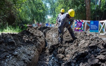 Malena Galmarini recorrió la nueva obra de red de agua del Barrio Parque Guazu-Nambi