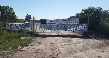Vecinos autoconvocados de Malvinas Argentinas piden respuesta ante el basural ilegal del campo «La Juanita»