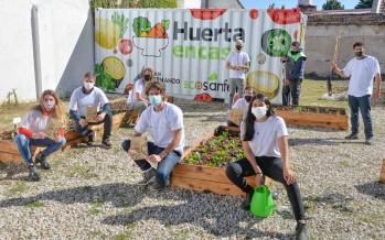 San Fernando entrega semillas de temporada para crear Huerta en Casa
