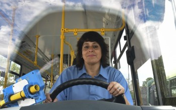 Mujeres de todo el país podrán inscribirse en el registro para conducir colectivos