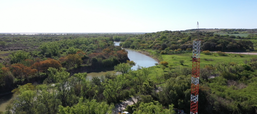 Avanza la construcción de torres para la detección de incendios en el delta del Paraná
