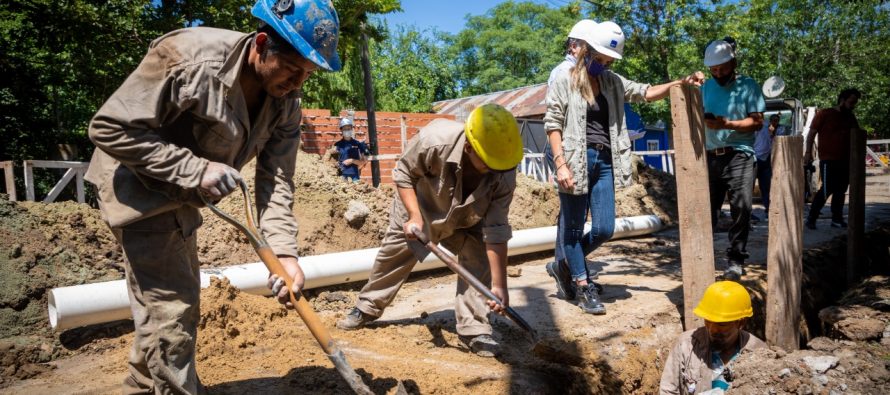 Tigre: Malena Galmarini recorrió la obra cloacal del barrio Esperanza