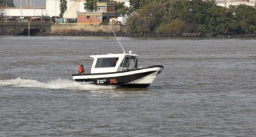 Presentaron cinco lanchas que servirán para prevenir y detectar incendios en el Delta