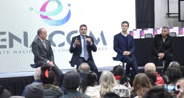 Massa: «Es clave que formemos a nuestros jóvenes en programación y en el uso de las herramientas digitales»