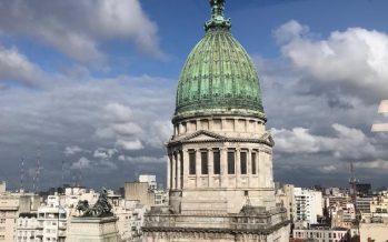 Quinto intento en el Senado: el oficialismo busca destrabar la Ley de Propiedad Privada en medio de tensiones y protesta social