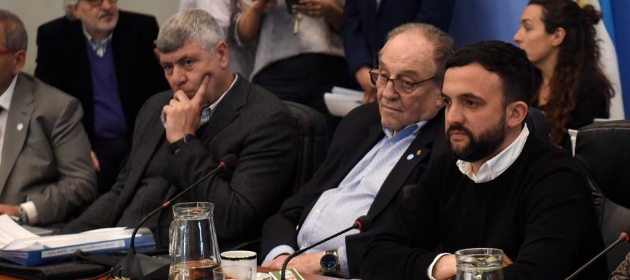 Ley de Humedales: el presidente de la Comisión de Agricultura se cortó solo
