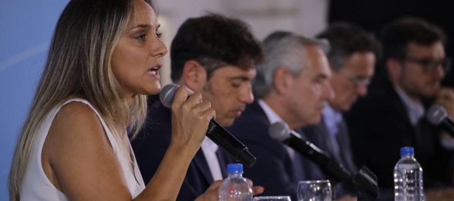 Malena Galmarini: «Hoy es un día de fiesta porque llegamos al 100% de cloacas en Morón»