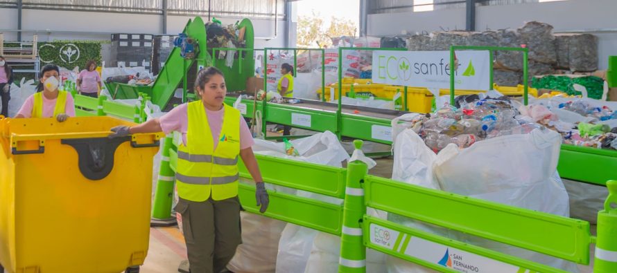 San Fernando recicló 6.000 kilos de ‘Botellas de Amor’ en 3 meses