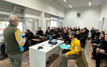 Ambiente continúa con capacitaciones para combatientes de incendios forestales