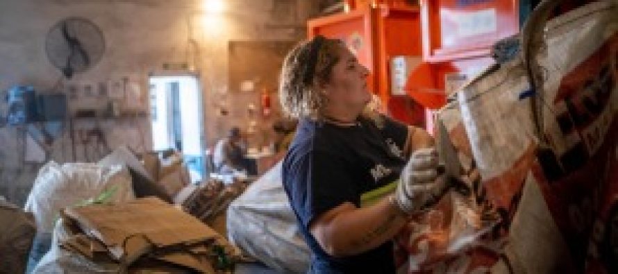 Cartoneras explican su trabajo «indispensable» de reciclado y cuidado del ambiente