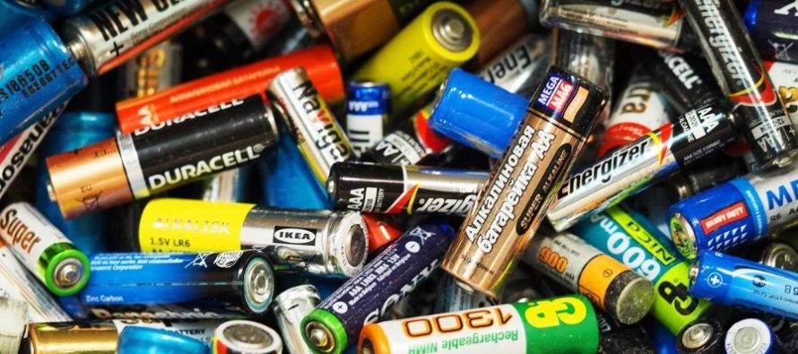 Buscan reutilizar las pilas para reducir la contaminación ambiental