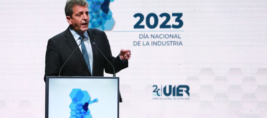 Massa a Milei: «Horror es negar el cambio climático»
