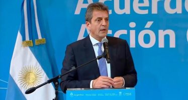 Massa: «Defendamos el derecho de las futuras generaciones a vivir en un ambiente sano»