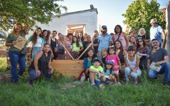 Ambiente de la Provincia entregó biblioteca y composteras a una biblioteca popular de San Fernando