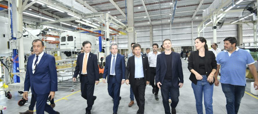 Kicillof participó de la puesta en marcha de una nave industrial de Toyota en Zárate