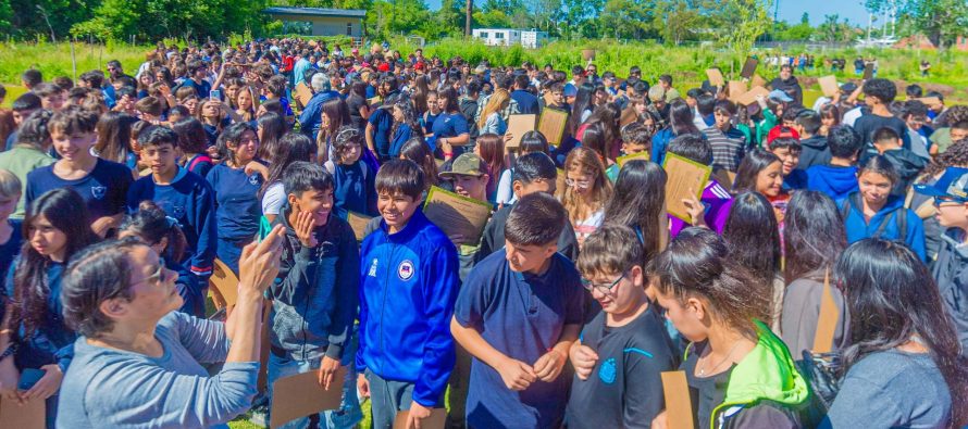Estudiantes secundarios de San Fernando asumieron compromiso con el ambiente