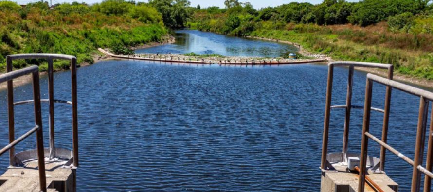 Provincia licitó el mantenimiento de estaciones de bombeo del Río Reconquista