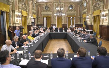 Pilar y Tigre firmaron convenios con Provincia para la compra de bienes de capital
