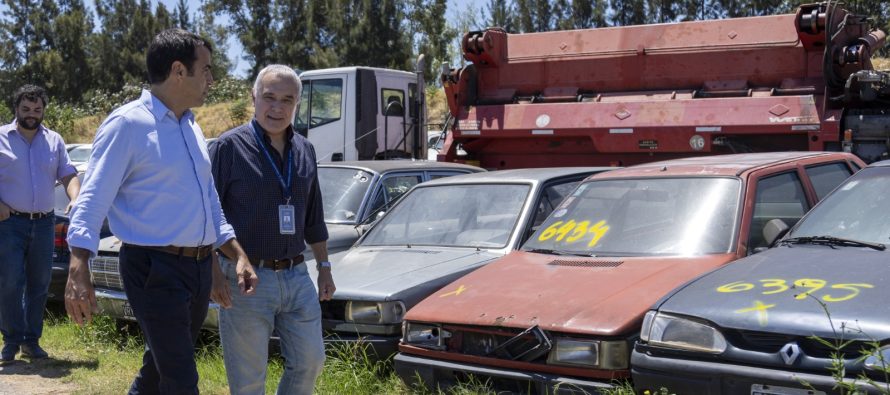 Bajo Boulogne: compactarán más de 1.300 autos abandonados y lo recaudado irá a los bomberos voluntarios