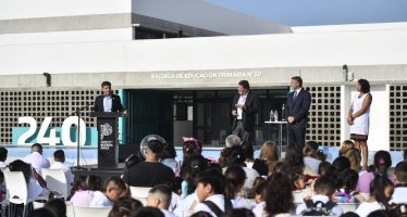 Pilar: Kicillof encabezó el acto que dio inicio al ciclo lectivo 2025