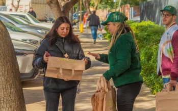 San Fernando entregó más bolsas reutilizables para promover que no se usen bolsas plásticas