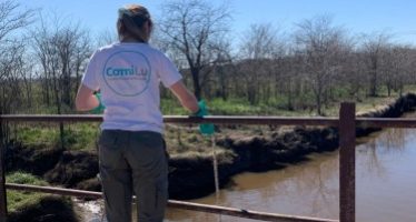 Nuevo muestreo para evaluar la calidad de agua en el Río Luján