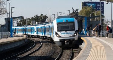 El Gobierno anunció la compra de 43 trenes nuevos para «renovar la flota del AMBA»