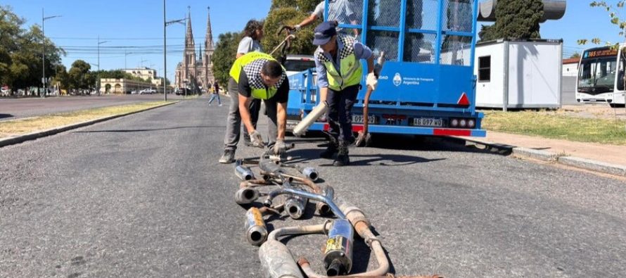 Luján le pone freno a la contaminación acústica: compactaron más de 500 escapes antirreglamentarios