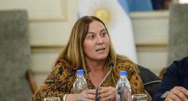 Valeria Arata presentó un proyecto para defender la continuidad del Programa Remediar: «La salud no puede ser la variable de ajuste»