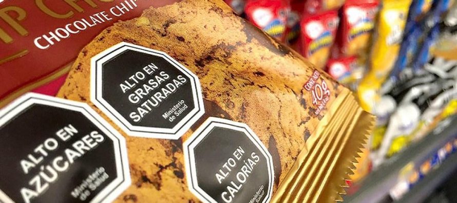 Alerta de nutricionistas bonaerenses: «La eliminación del etiquetado frontal hipoteca el futuro de la salud»