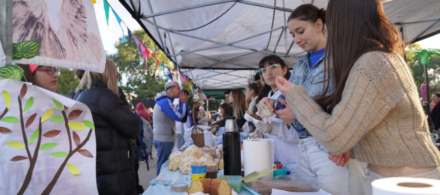 Ituzaingó lanza «Feriando-Ando»: capacitación y ferias itinerantes para estudiantes