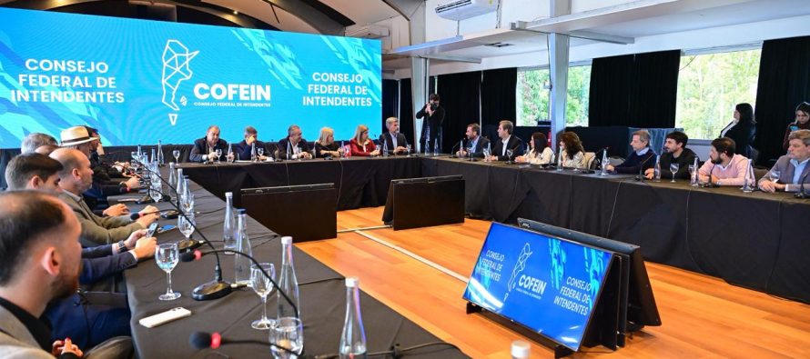 Más de 40 intendentes exigen al Gobierno la restitución de fondos retenidos