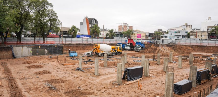 Ituzaingó renueva su centro: avanza la construcción de la nueva Plaza 20 de Febrero