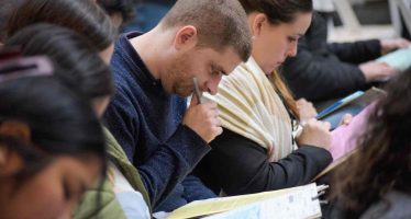 Más de 7 mil profesionales rindieron el primer examen de residencias médicas bonaerense