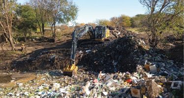 Escobar lleva a cabo tareas para evitar inundaciones ante la llegada de El Niño