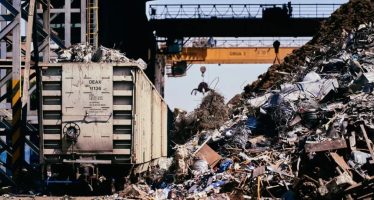 Control a la industria: la Provincia implementa un nuevo régimen para residuos y lanza capacitación para el sector