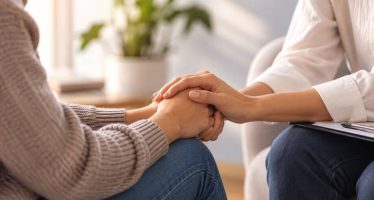 Salud mental en la función pública: buscan establecer la capacitación obligatoria en prevención del suicidio